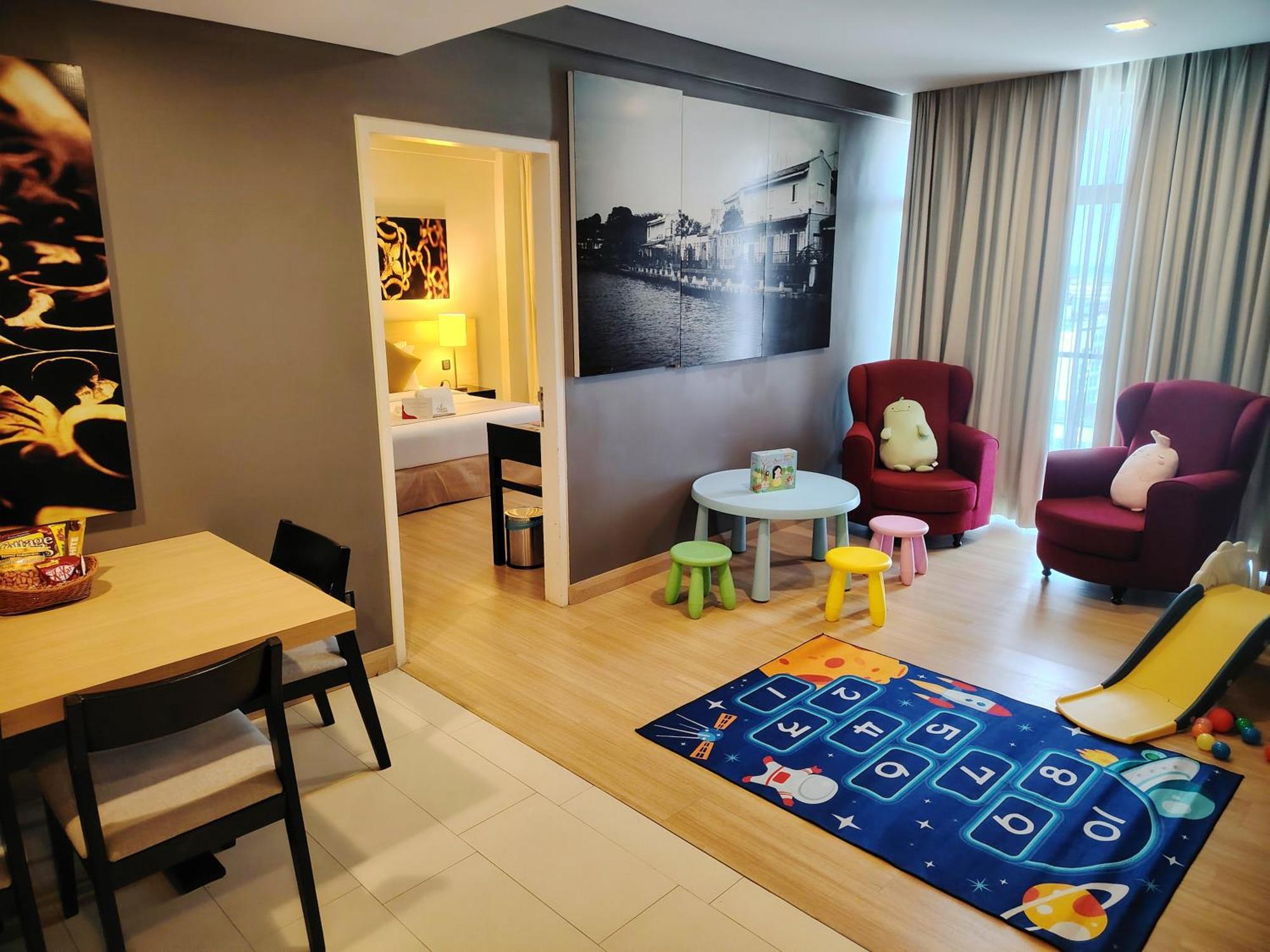 Asia Melaka Hotel Managed By The Straits Hotel & Suites Ngoại thất bức ảnh