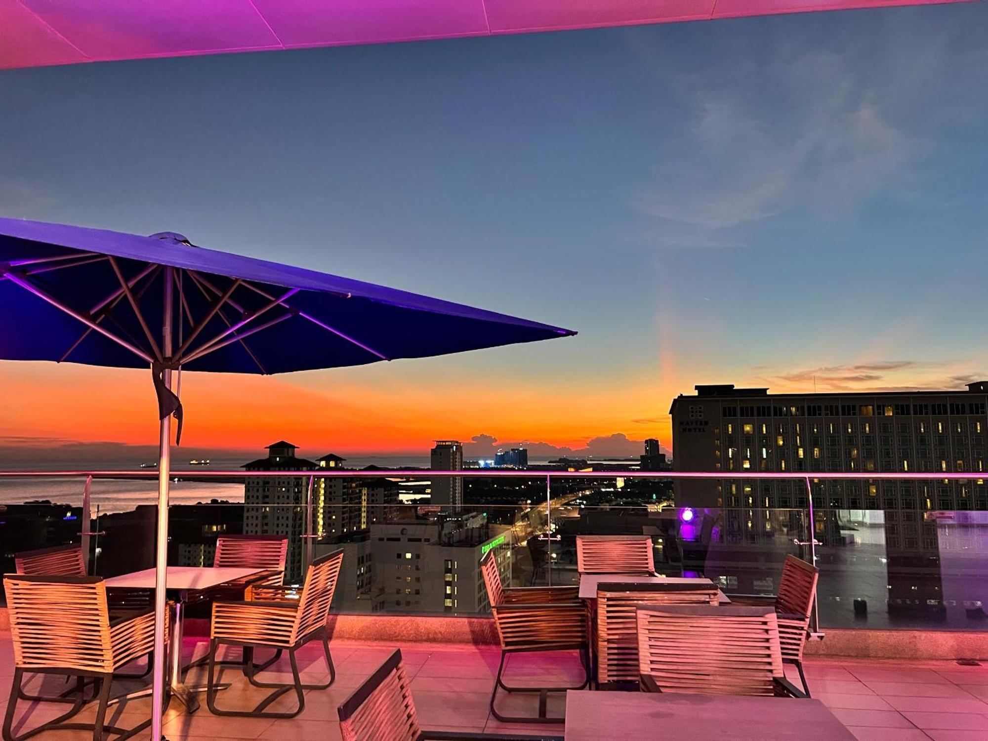 Asia Melaka Hotel Managed By The Straits Hotel & Suites Ngoại thất bức ảnh